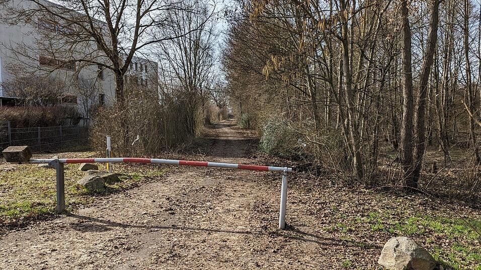 Auf diesem Weg neben dem Aubach begegnete die damals 23-J&auml;hrige ihrem Vergewaltiger, der sie beinahe ermordet h&auml;tte.