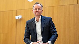 Im Wirecard-Prozess ist die Verteidigungsstrategie des früheren Konzernchefs Markus Braun gescheitert. (Archiv) Im Wirecard-Prozess ist die Verteidigungsstrategie des früheren Konzernchefs Markus Braun gescheitert. (Archiv)