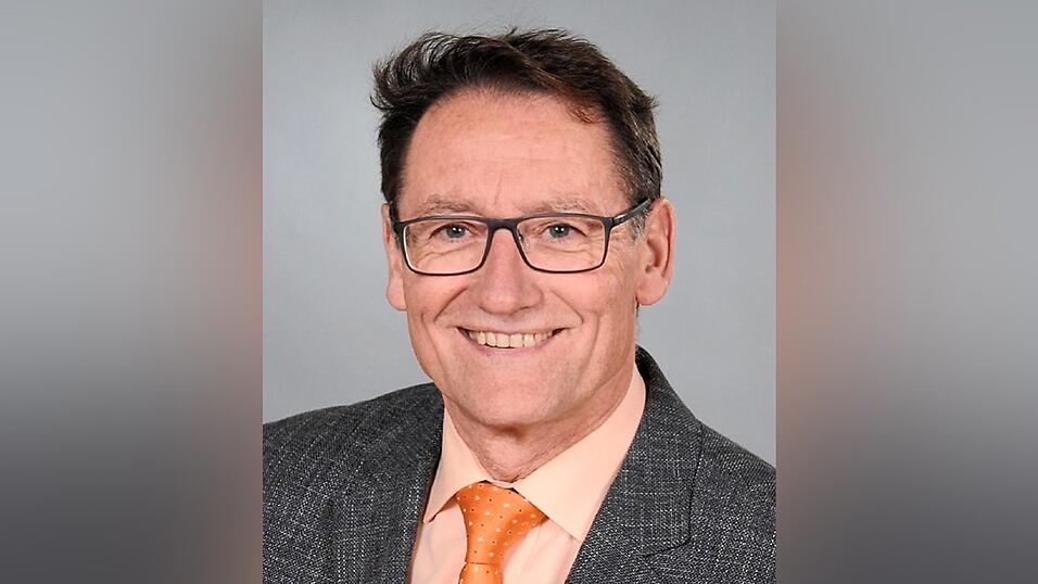 Bürgermeister Hans Sailer feiert seinen 65. Geburtstag.