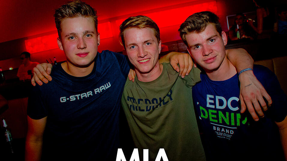 Beste Stimmung auf der Oberstufenparty im Mia Nightclub in Cham. Beste Stimmung auf der Oberstufenparty im Mia Nightclub in Cham.