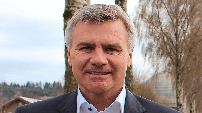 Landrat Dreier will alle von einem Zwischenlager betroffenen Landräte für seinen Vorschlag begeistern. Landrat Dreier will alle von einem Zwischenlager betroffenen Landräte für seinen Vorschlag begeistern.