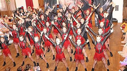 Die Jugend- und Showtanzgruppe Gipsy Kids des SV Neufraunhofen zeigte ihr neues Showtanzprogramm.