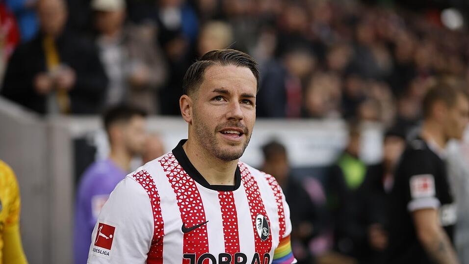 441 Pflichtspiele - Christian Günter ist nun alleiniger Rekordspieler des SC Freiburg. 441 Pflichtspiele - Christian Günter ist nun alleiniger Rekordspieler des SC Freiburg.