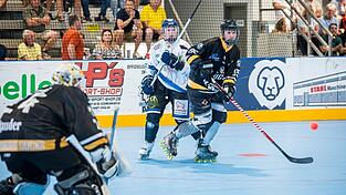 Marcel Brandt erzielte gegen Duisburg einen Treffer. Der Tigers-Profi wird auch im Spitzenspiel gegen Assenheim f&uuml;r den IHC Atting auflaufen. Als Schlusslicht ben&ouml;tigen die W&ouml;lfe dringend Punkte.