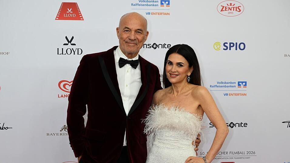 Heiner und Viktoria Lauterbach kommen zur Deutschen Filmball. Heiner und Viktoria Lauterbach kommen zur Deutschen Filmball.