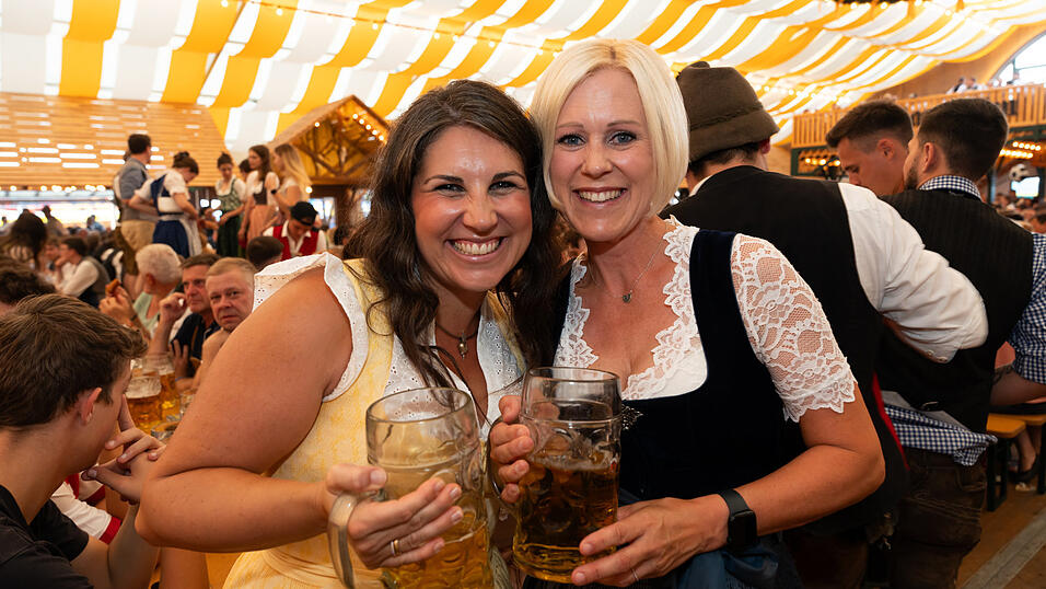 Die Partybilder vom Samstag, 17. August, aus dem Festzelt Nothaft. Die Partybilder vom Samstag, 17. August, aus dem Festzelt Nothaft.