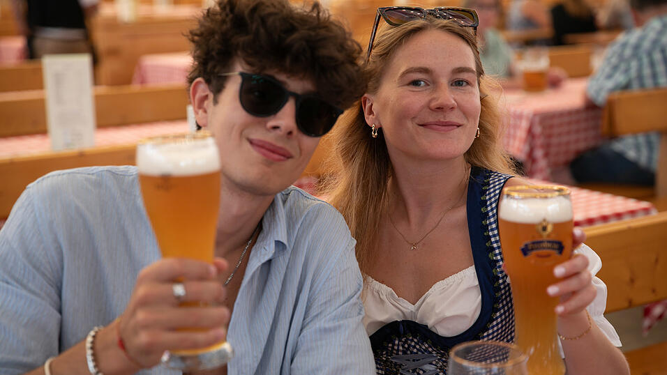 Die Partybilder vom Sonntag, 10. August, aus dem Festzelt Reisinger. Die Partybilder vom Sonntag, 10. August, aus dem Festzelt Reisinger.