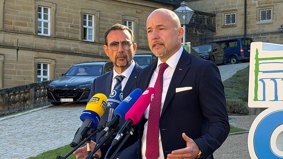 CSU-Landesgruppenchef Alexander Hoffmann will nach den Unions-Wahlschlappen möglichst schnell zurück in den Arbeitsmodus, um die Reformpolitik der Bundesregierung umzusetzen. CSU-Landesgruppenchef Alexander Hoffmann will nach den Unions-Wahlschlappen möglichst schnell zurück in den Arbeitsmodus, um die Reformpolitik der Bundesregierung umzusetzen.