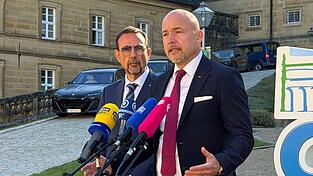 CSU-Landesgruppenchef Alexander Hoffmann will nach den Unions-Wahlschlappen möglichst schnell zurück in den Arbeitsmodus, um die Reformpolitik der Bundesregierung umzusetzen. CSU-Landesgruppenchef Alexander Hoffmann will nach den Unions-Wahlschlappen möglichst schnell zurück in den Arbeitsmodus, um die Reformpolitik der Bundesregierung umzusetzen.