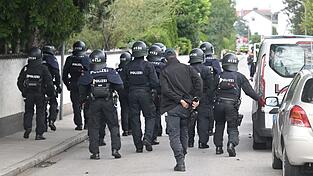 Mit einem Großaufgebot war die Polizei vor Ort.