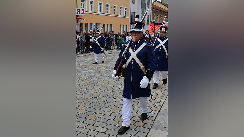 Das sind die sch&ouml;nsten Bilder vom Jubil&auml;umsfestzug.