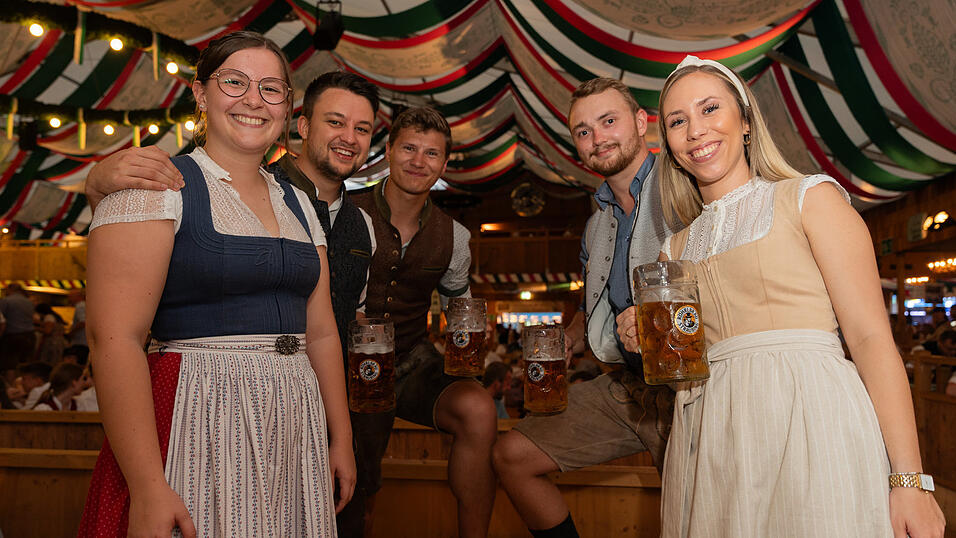 Die Partybilder vom Montag, 21. August 2023, aus dem Festzelt Weckmann.