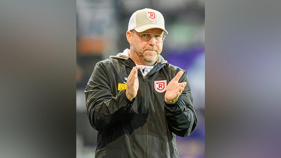 Seit f&uuml;nf Spielen steht Sascha Hildmann beim SSV Jahn Regensburg an der Seitenlinie. Seine Bilanz bislang: Zwei Siege, ein Unentschieden, zwei Niederlagen.