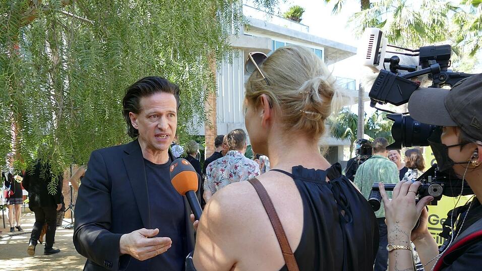 Der deutsche Komponist Karim Sebastian Elias lieferte die Musik für eine Oscar-nominierte Doku. Der deutsche Komponist Karim Sebastian Elias lieferte die Musik für eine Oscar-nominierte Doku.