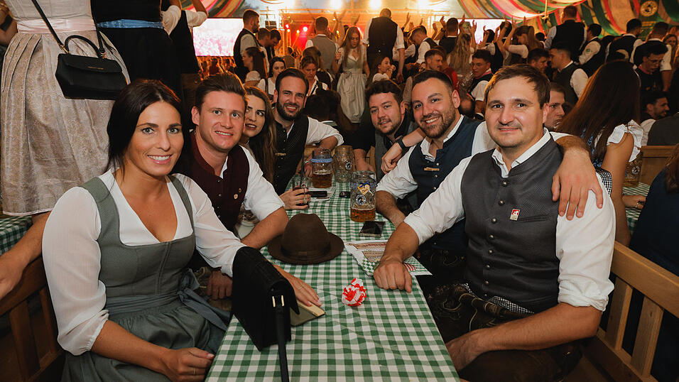 Die Partybilder vom Samstag, 10. August 2024, aus dem Festzelt Weckmann. Die Partybilder vom Samstag, 10. August 2024, aus dem Festzelt Weckmann.