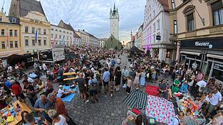 Das Volksfestvorfreude-Trib&uuml;nenfest.