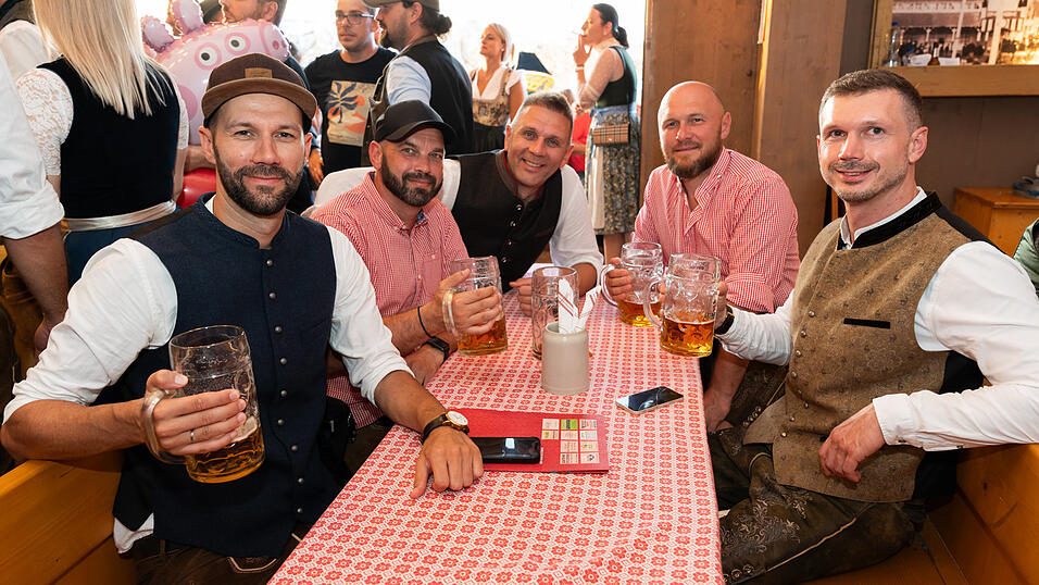 Die Partybilder vom Freitag, 16. August 2024, aus dem Festzelt Kr&ouml;nner.