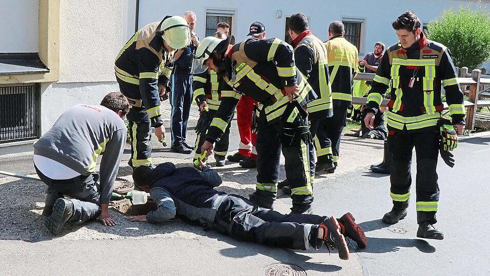 Die Suche nach der Quelle der Verunreinigung begann in der Pechhansenstraße.