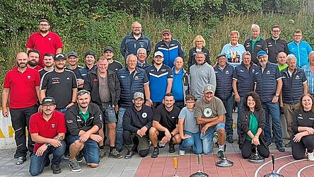 Am Vormittag lieferten sich sieben Mannschaften aus der Umgebung spannende Wettk&auml;mpfe.