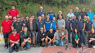 Am Vormittag lieferten sich sieben Mannschaften aus der Umgebung spannende Wettkämpfe. Am Vormittag lieferten sich sieben Mannschaften aus der Umgebung spannende Wettkämpfe.