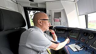 Quereinsteiger Ulrich Malina ist Zugf&uuml;hrer und sch&auml;tzt vor allem die geregelten Arbeitszeiten im Schichtdienst.