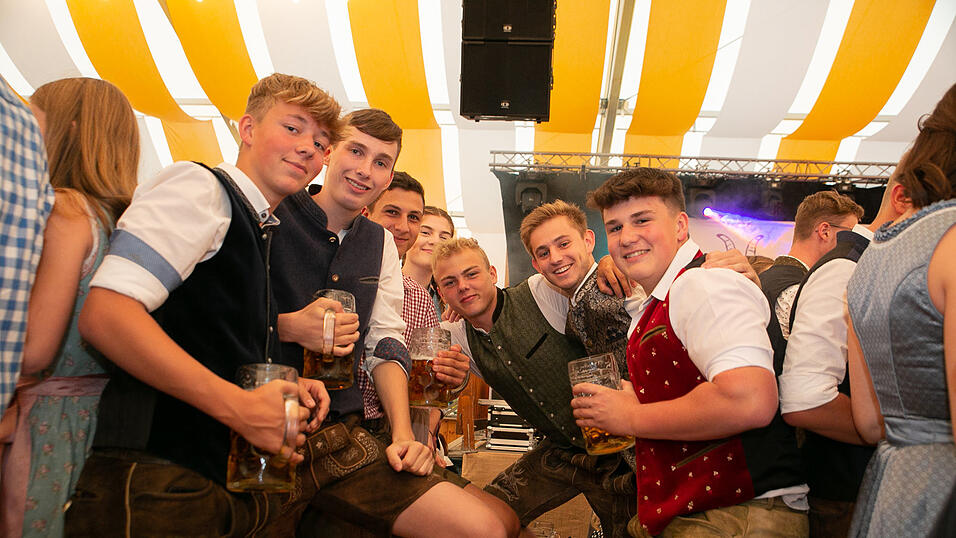 Die Partybilder vom Montag, 22. August 2022, aus dem Festzelt Nothaft.