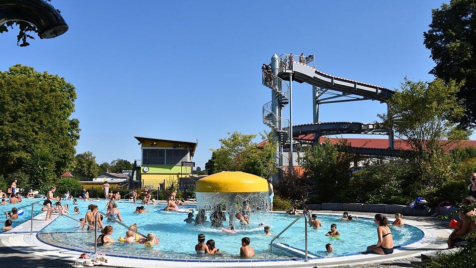 Das städtische Freibad hat viel zu bieten. Das städtische Freibad hat viel zu bieten.