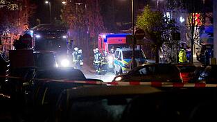 Am frühen Samstagmorgen rückten Einsatzkräfte wegen eines Messerangriffs aus - die Opfer kämpfen weiterhin mit den Folgen. Am frühen Samstagmorgen rückten Einsatzkräfte wegen eines Messerangriffs aus - die Opfer kämpfen weiterhin mit den Folgen.