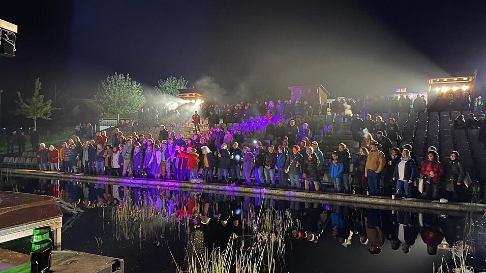 Am Freitagabend fand in Aidenbach ein Benefizkonzert statt.