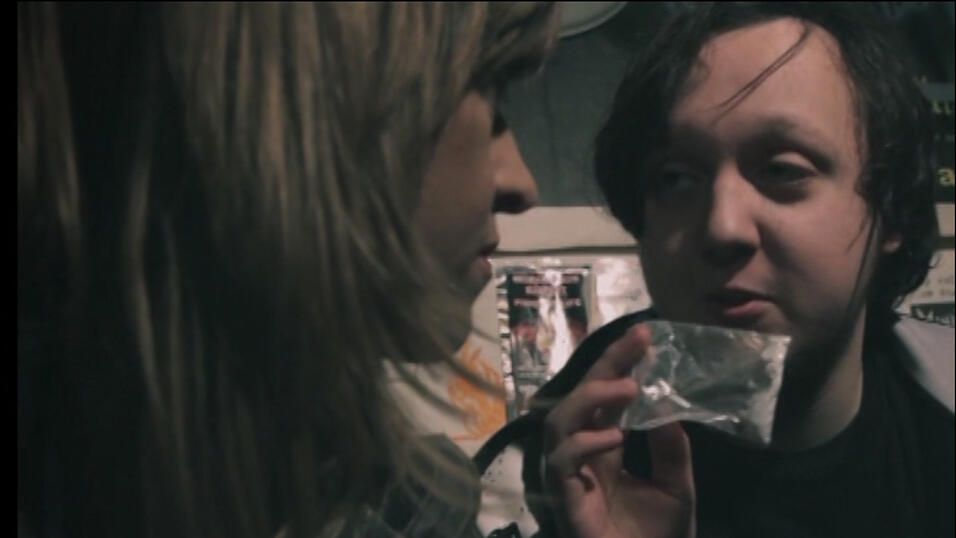 EisfallEine Crystal-Speed-Abh&auml;ngige erz&auml;hlt ihre Geschichte.Filmteam 'CCA' aus Cham, Roding und Falkenstein