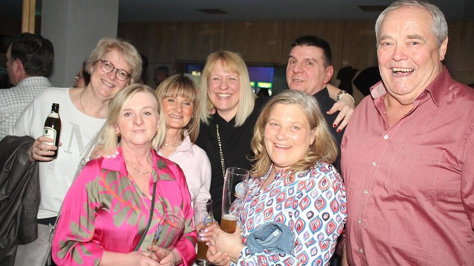 Auf der Eskara &Uuml;30-Party in Essenbach war wieder viel los.