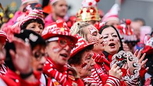 Besonders groß wird der Karnevalsauftakt traditionell in Köln gefeiert. (Archivbild) Besonders groß wird der Karnevalsauftakt traditionell in Köln gefeiert. (Archivbild)
