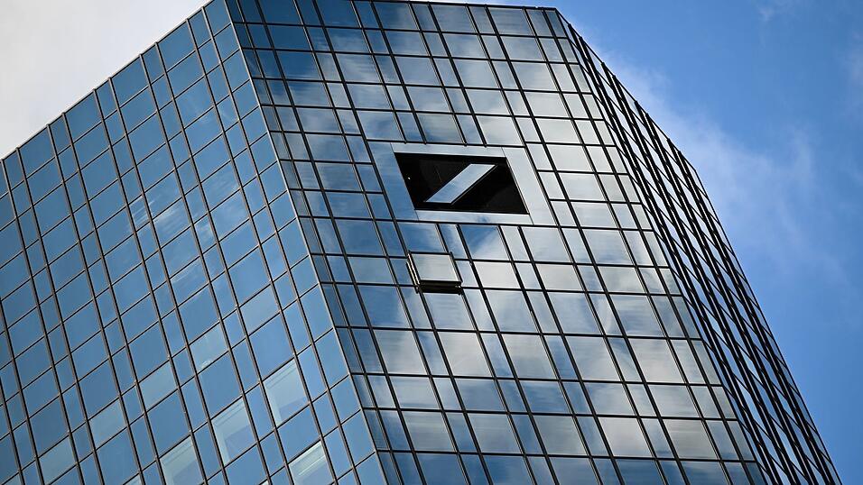 Durchsuchungen bei Deutschlands gr&ouml;&szlig;tem Geldhaus. (Archivbild)