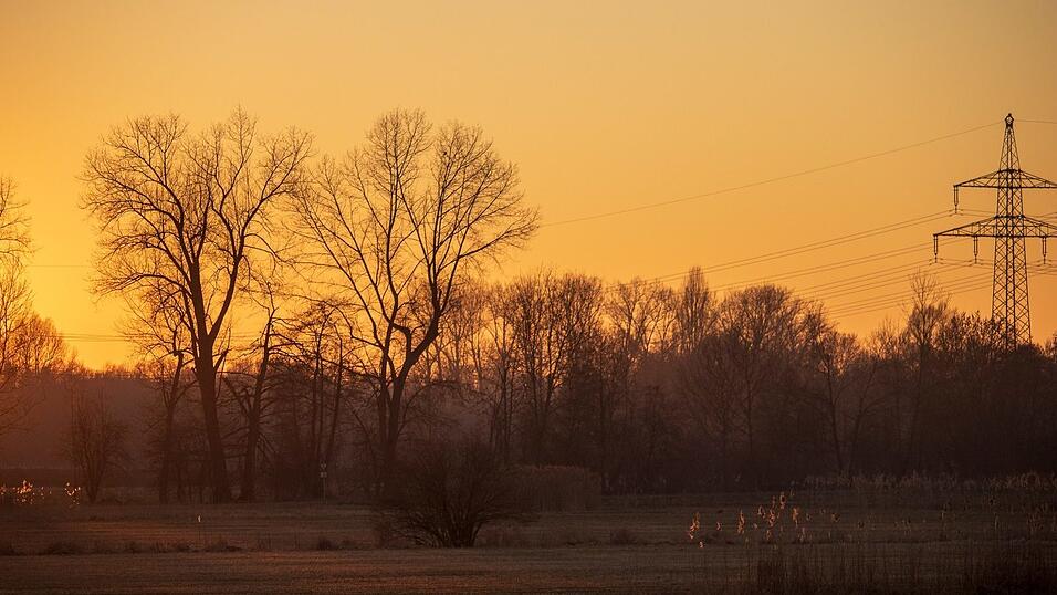 Der Frühling in Straubing im Abendrot.