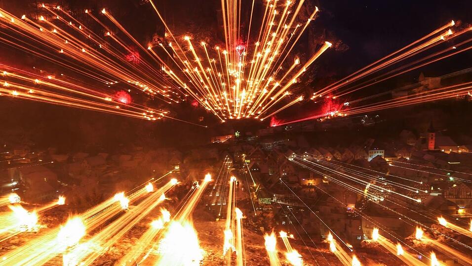 Das Lichterfest lockt traditionell am 6. Januar zahlreiche Gäste an. Das Lichterfest lockt traditionell am 6. Januar zahlreiche Gäste an.