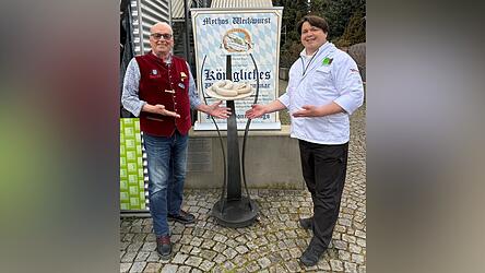 Bertl Fritz (l.), Bayerischer Wei&szlig;wurstbotschafter, und Stefan Einsle, Obermeister der Metzger-Innung ArberLand