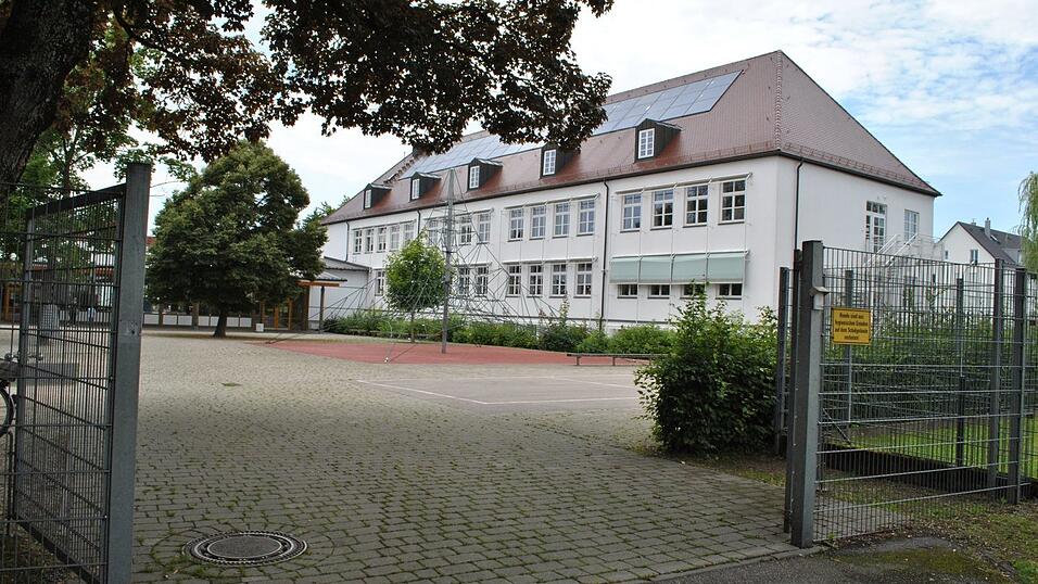 Neben der Anton-Vitzthum-Grundschule (Foto, S&uuml;d) an der M&uuml;nchener Stra&szlig;e und der Theresia-Gerhardinger-Grundschule (Nord) soll Moosburg eine dritte Grundschule im Westen der Stadt bekommen.