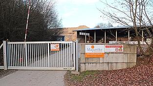 Für das Erd- und Recyclingwerk in Untereinöd bedarf es einer neuerlichen Genehmigung nach dem Bundesimmissionsschutzgesetz (BImSchG).