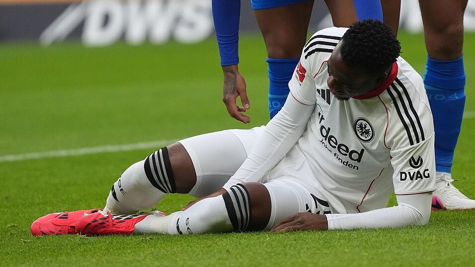 Arnaud Kalimuendo bekam in dieser Szene keinen Strafstoß zugesprochen. Arnaud Kalimuendo bekam in dieser Szene keinen Strafstoß zugesprochen.