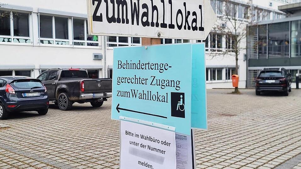 Ein behindertengerechter Zugang zum Wahllokal ist nur einer von vielen Aspekten, die zur Barrierefreiheit geh&ouml;ren.