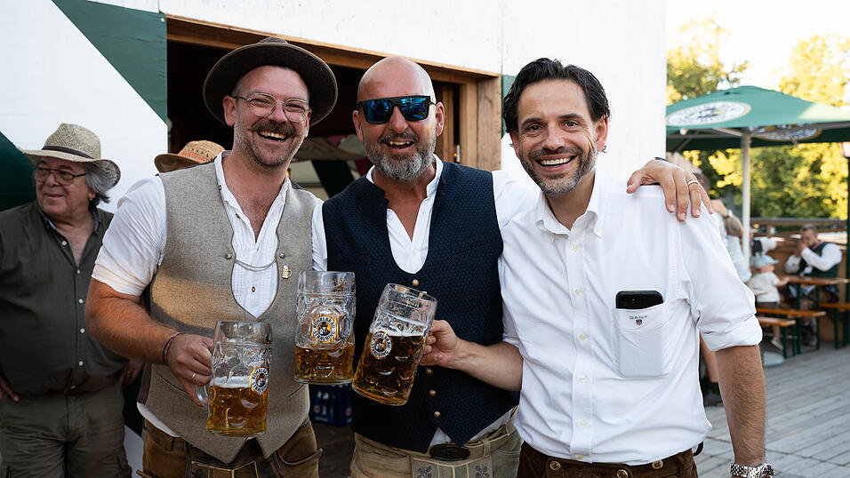 Die Partybilder vom Mittwoch, 12. August, aus dem Festzelt Weckmann. Die Partybilder vom Mittwoch, 12. August, aus dem Festzelt Weckmann.
