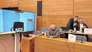 Weil sie ihre Aussage psychisch sehr belastet hat, durfte eine frühere Freundin von Sebastian T. (l.) per Videoübertragung aussagen.