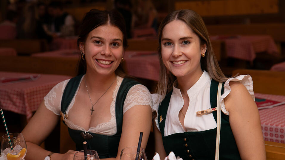 Die Partybilder vom Sonntag, 17. August, aus dem Festzelt Krönner. Die Partybilder vom Sonntag, 17. August, aus dem Festzelt Krönner.