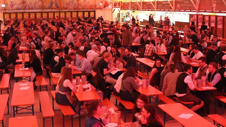 Die sch&ouml;nsten Bilder vom 21. Starkbierfest in Landshut.