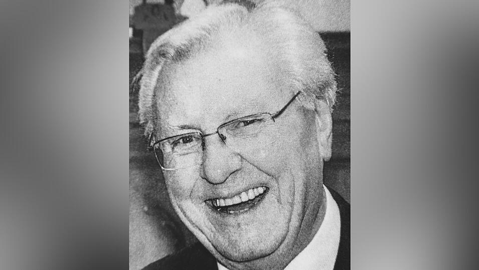 Manfred Westermeier aus Altdorf ist verstorben. Manfred Westermeier aus Altdorf ist verstorben.