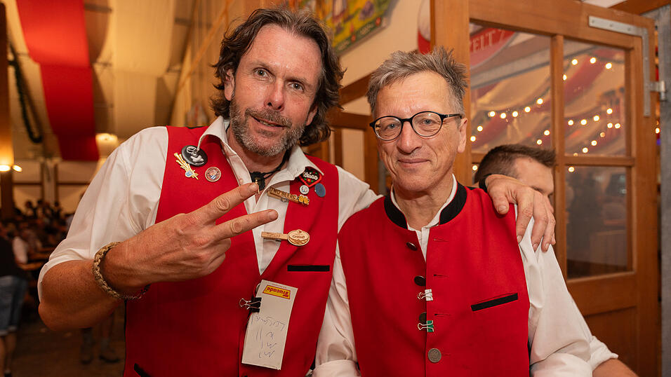 Die Partybilder vom Freitag, 18. August 2023, aus dem Festzelt Greindl. Die Partybilder vom Freitag, 18. August 2023, aus dem Festzelt Greindl.