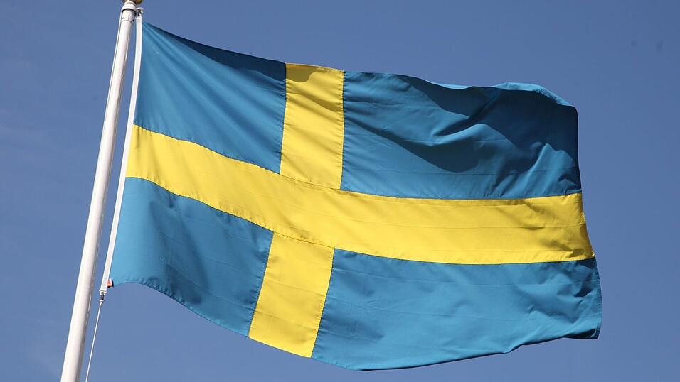 Mindestens eine Drohne ist am schwedischen Flughafen Göteborg-Landvetter gesichtet worden. (Symbolbild) Mindestens eine Drohne ist am schwedischen Flughafen Göteborg-Landvetter gesichtet worden. (Symbolbild)