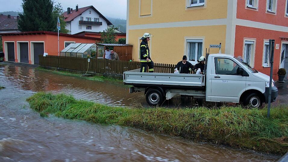 Einsatz für die Feuerwehren auch in Waldmünchen-Waffenschleife.