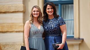 So einig wie hier sind sich die beiden CSU-Ministerinnen Judith Gerlach und Michaela Kaniber gerade nicht immer. (Archivbild) So einig wie hier sind sich die beiden CSU-Ministerinnen Judith Gerlach und Michaela Kaniber gerade nicht immer. (Archivbild)