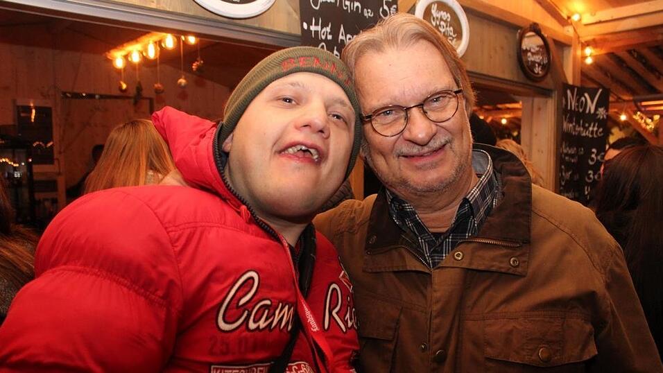 In Landshut lockten am Wochenende der Kunsthandwerkermarkt und die H&uuml;ttengaudi zahlreiche Besucher an.